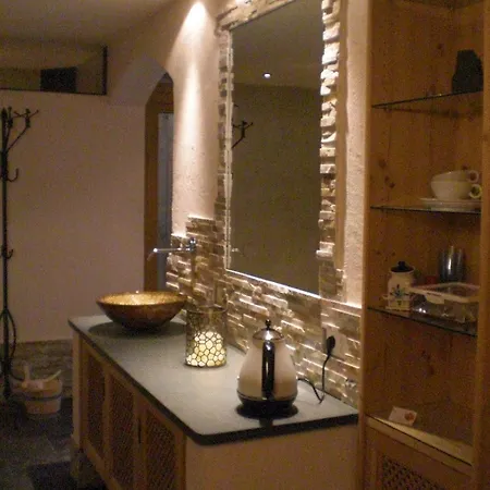 מלון דירות Apart-garni Motnaida זאמנאון