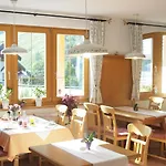 Apart-garni Motnaida Hotel apartamentowy