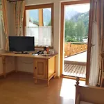 Apart-garni Motnaida Hotel apartamentowy Samnaun