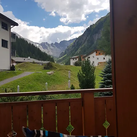 Apart-garni Motnaida 3*