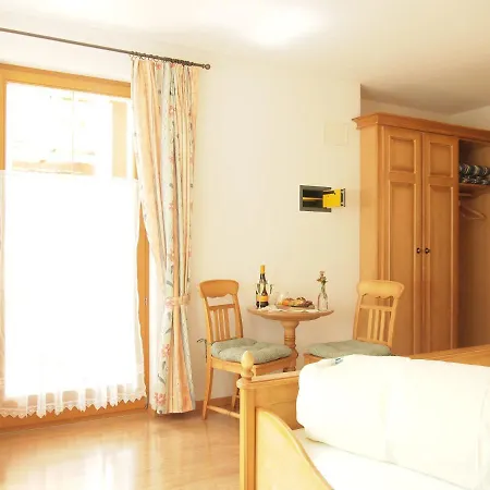 Aparthotel Apart-garni Motnaida 3*