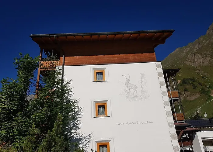 Apart-garni Motnaida 3*